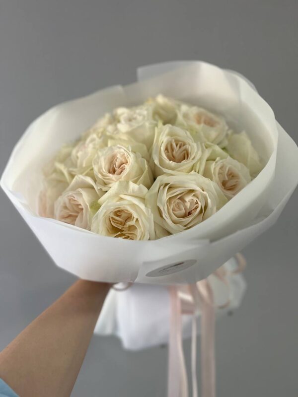 Букет из пионовидных роз сорта White O,Hara 15 шт